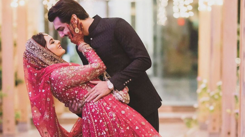 Minal Khan updates her Instagram after getting hitched
