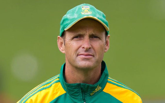 Gary Kirsten is leading the competition to become the next head coach of Pakistan's cricket team-Social Pakora